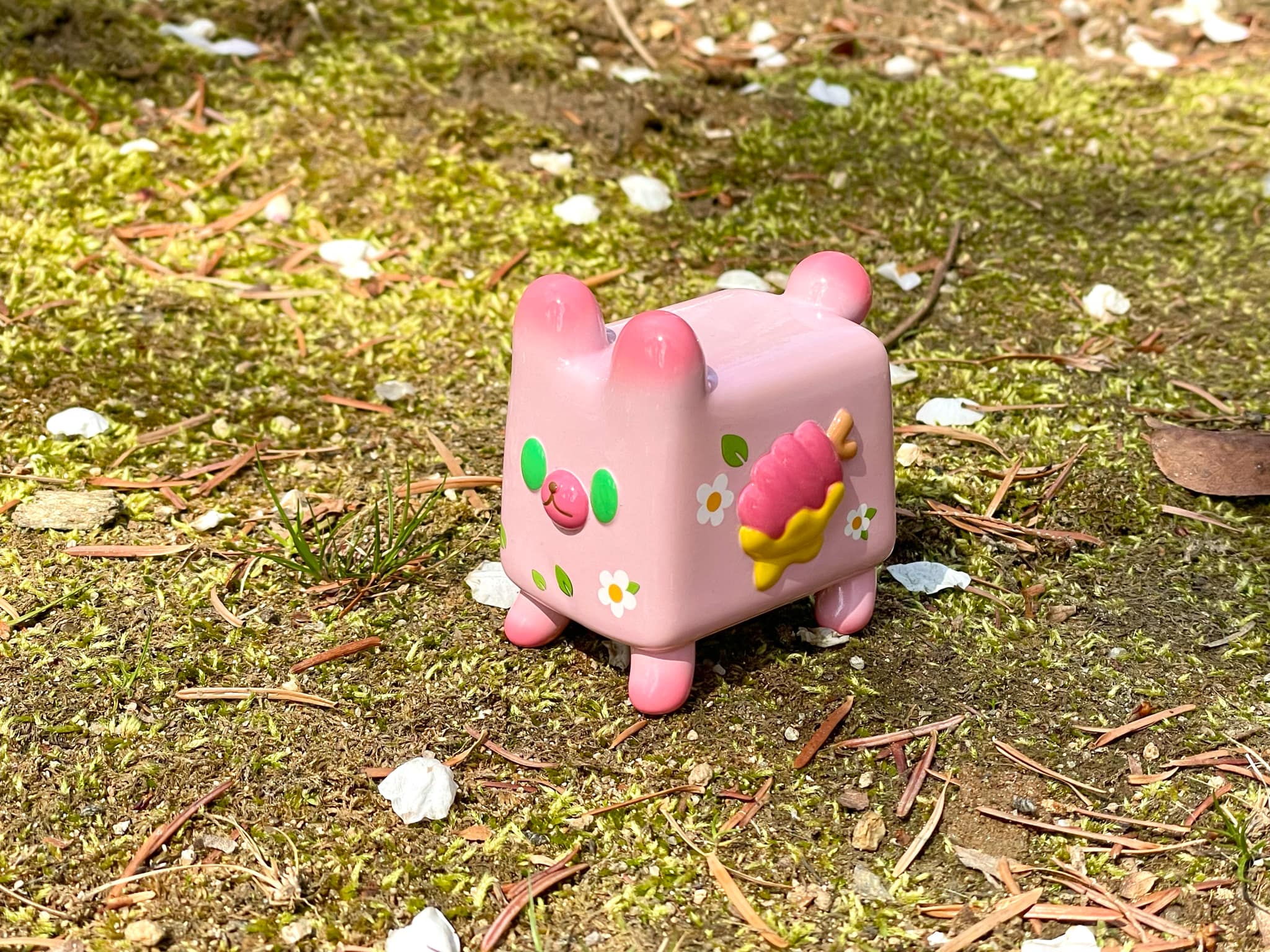 Box Bear - Sakura Spring Ver. by Rato Kim is a 2.5” x 3” soft vinyl pink cartoon-style toy, limited to 100 pieces.