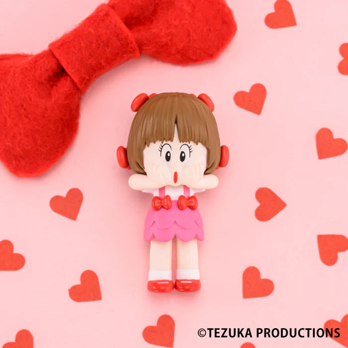 Pinoco Figure Collection from Strangecat Toys; request specific gacha designs during purchase for a unique, surprise art toy experience.