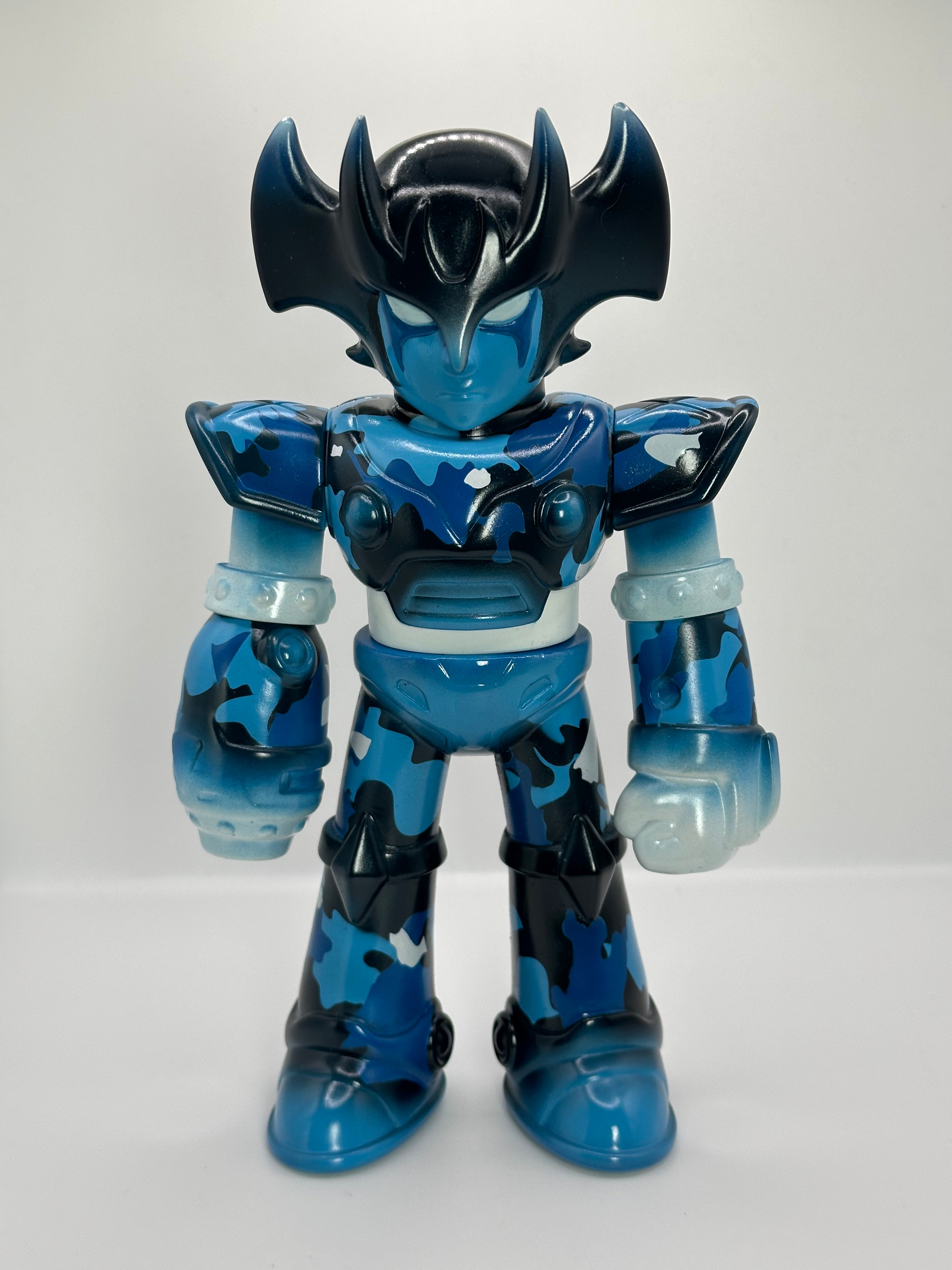 Shelf Life - Artic Tetsumon X-01 by GonKong Studios