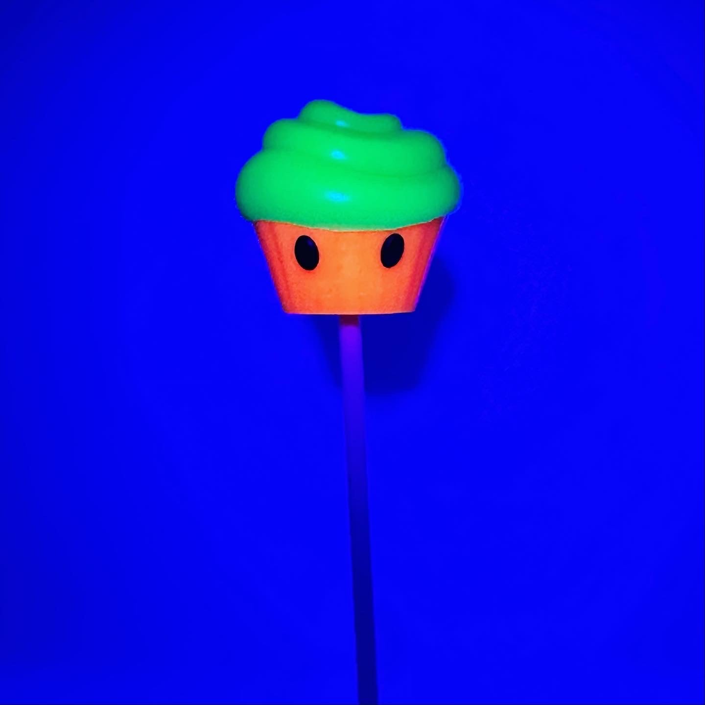 Lost In The Cakery - Jack-o-cake pop by Trash Panda