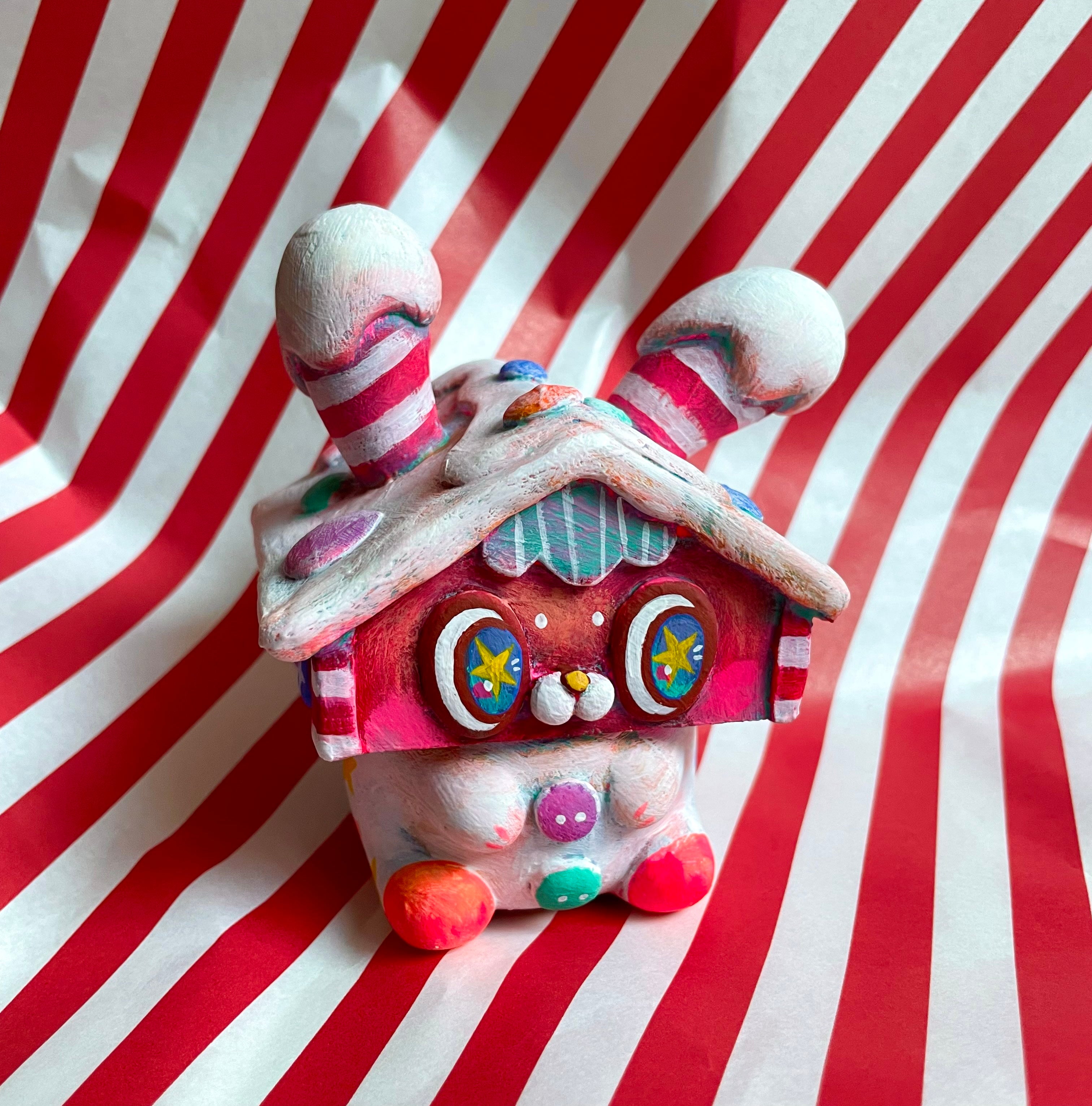 Ngaew & Friends Ginger Candy House by Rato Kim