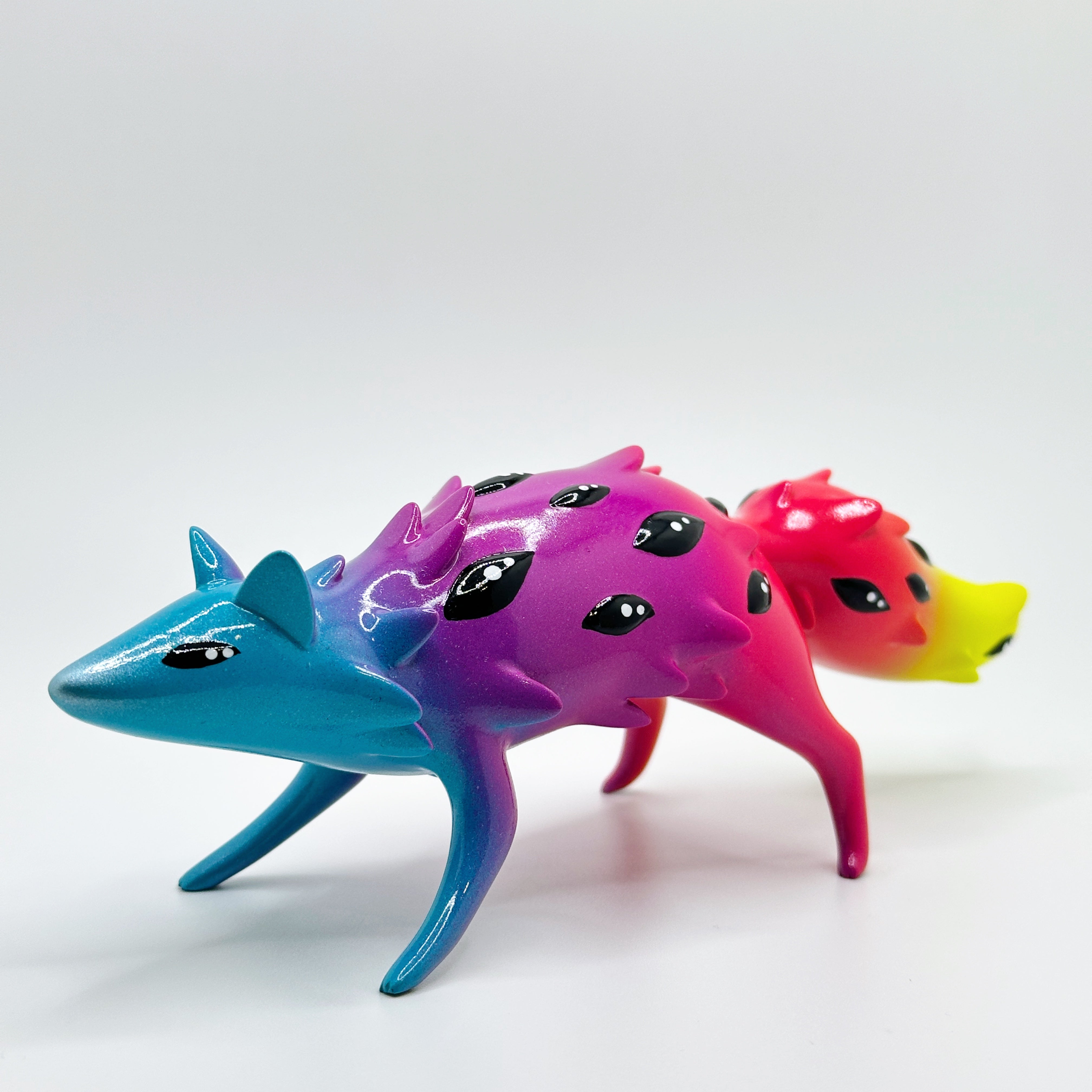 Sunset Oracle figurine by FixedTempleToys x Faunwood, a 10cm resin art toy featuring a fantastical creature design with a gradient finish, created for the ORACLE Group Show.