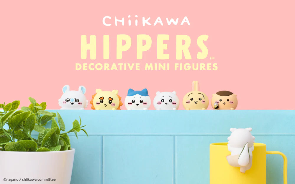 Chiikawa HIPPERS decorative mini figures on display, featuring cute characters clinging to items, like a mug, enhancing everyday objects with charm.