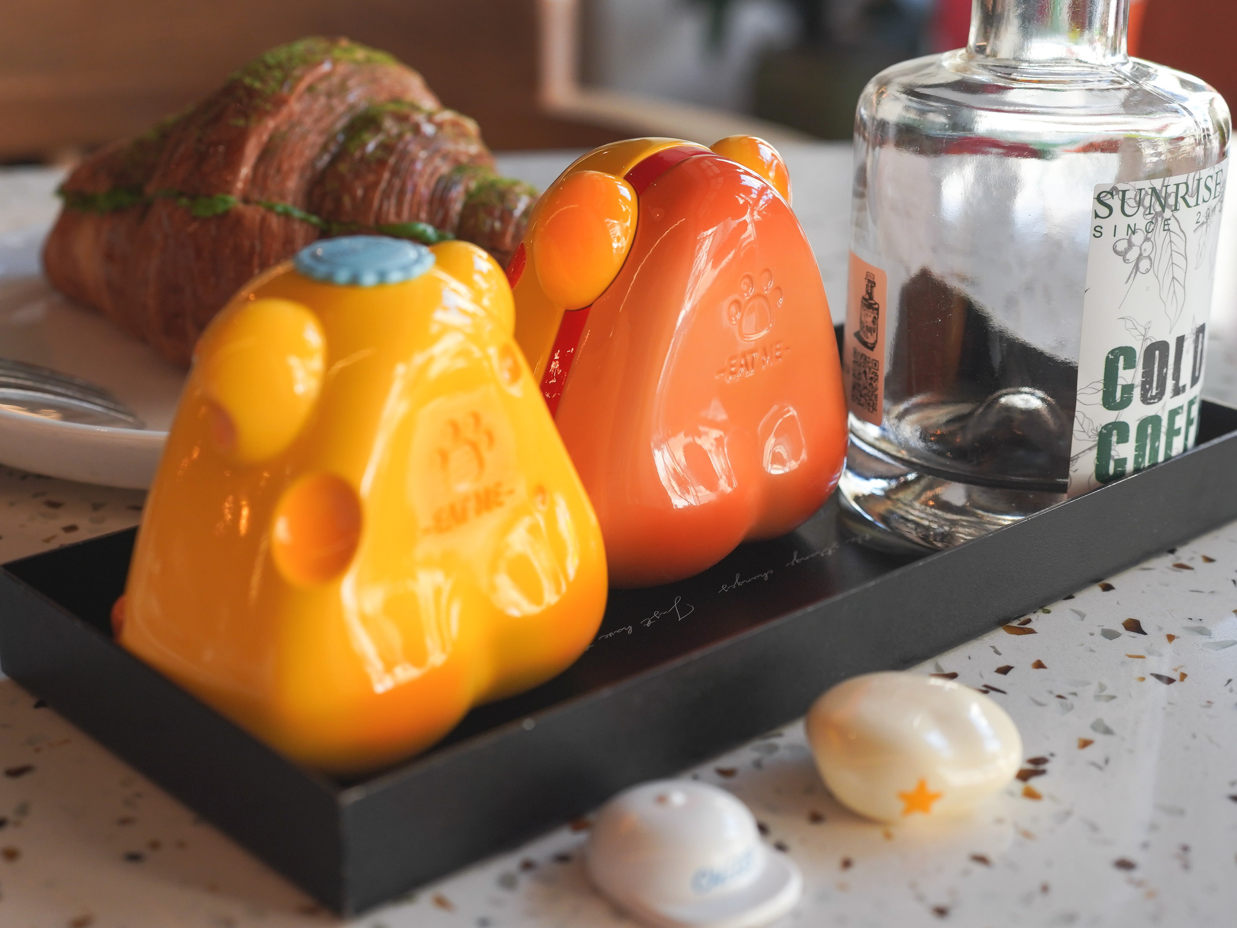 Pizza Han Han by Unknown Island