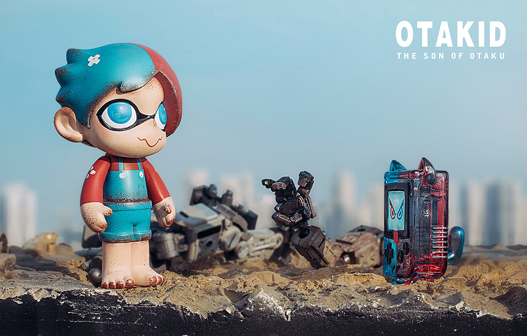 Toy figurine of a boy with game controller and robot arm, part of OTAKID - Gamer by Sank Toys set.