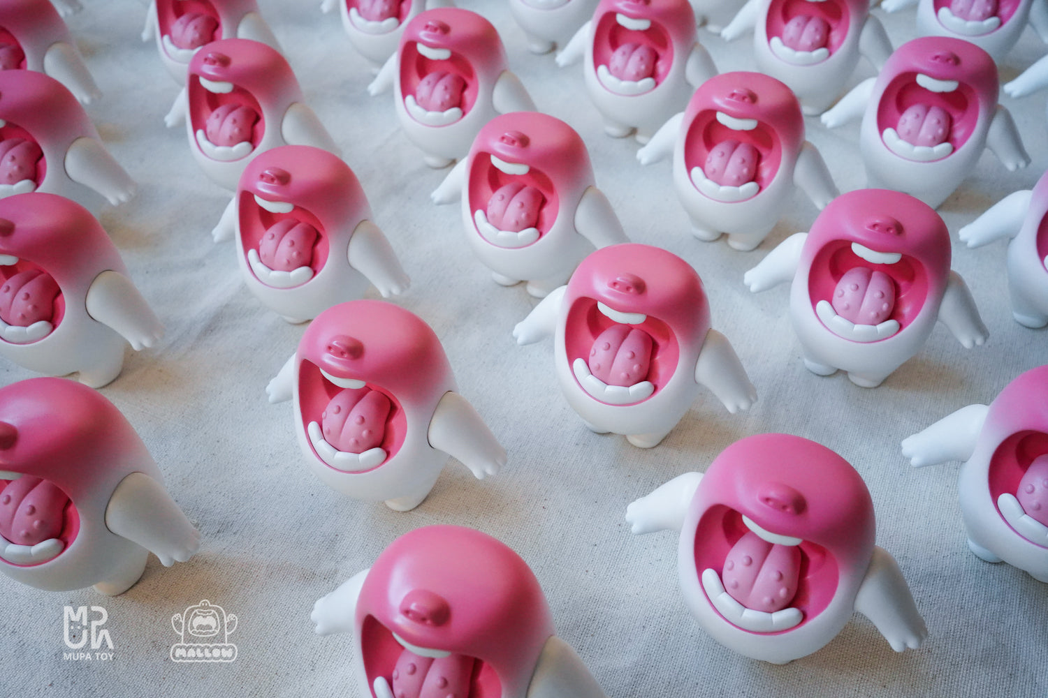 MALLOW Original Pink by MUPA Toy