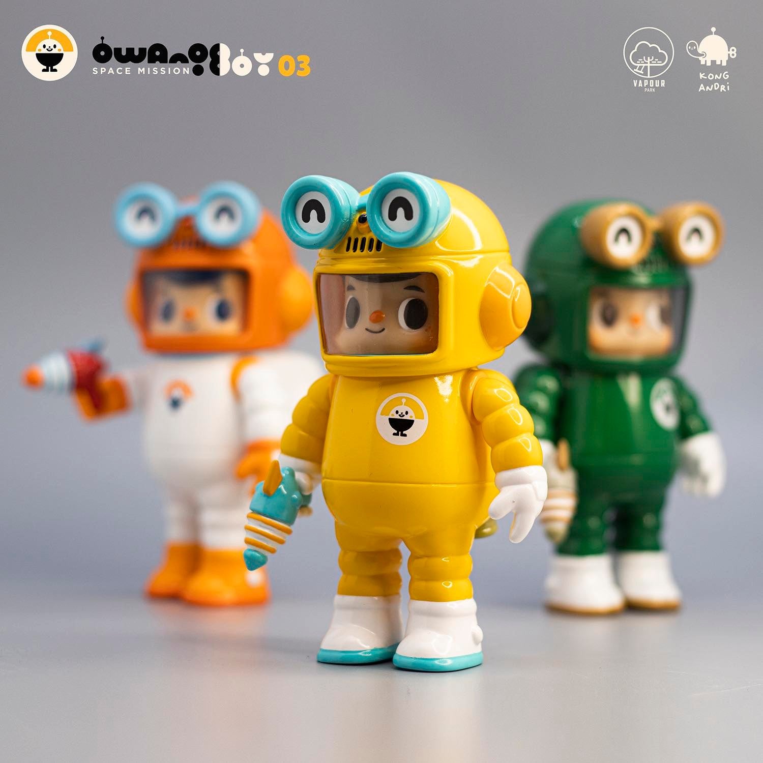 Owangeboy - Space Mission 03 - Yellow Traveler by Kong Andri & Vapourpark