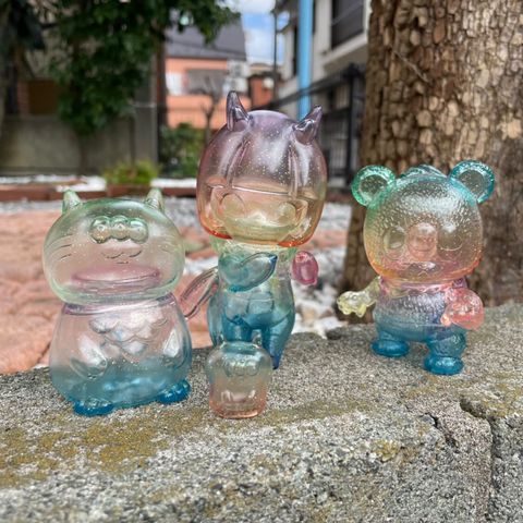 Chirasu-chan Rainbow Glass By PECHI X Art Junkie