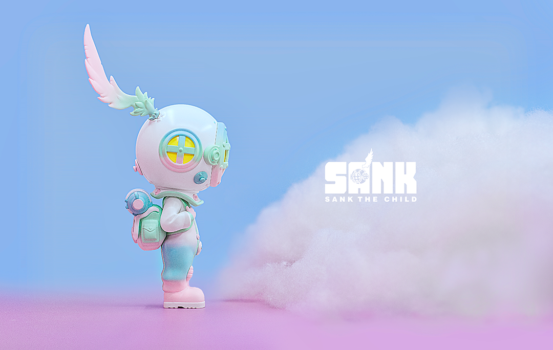 Toy figure with a white helmet and a toy figure with a blue background from On the Way Series The Diver-Blues by Sank Toys.