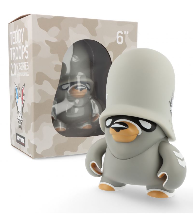 6 Teddy Troops 2.0 series - Basic grey toy animal with hat in box by Flying Förtress.