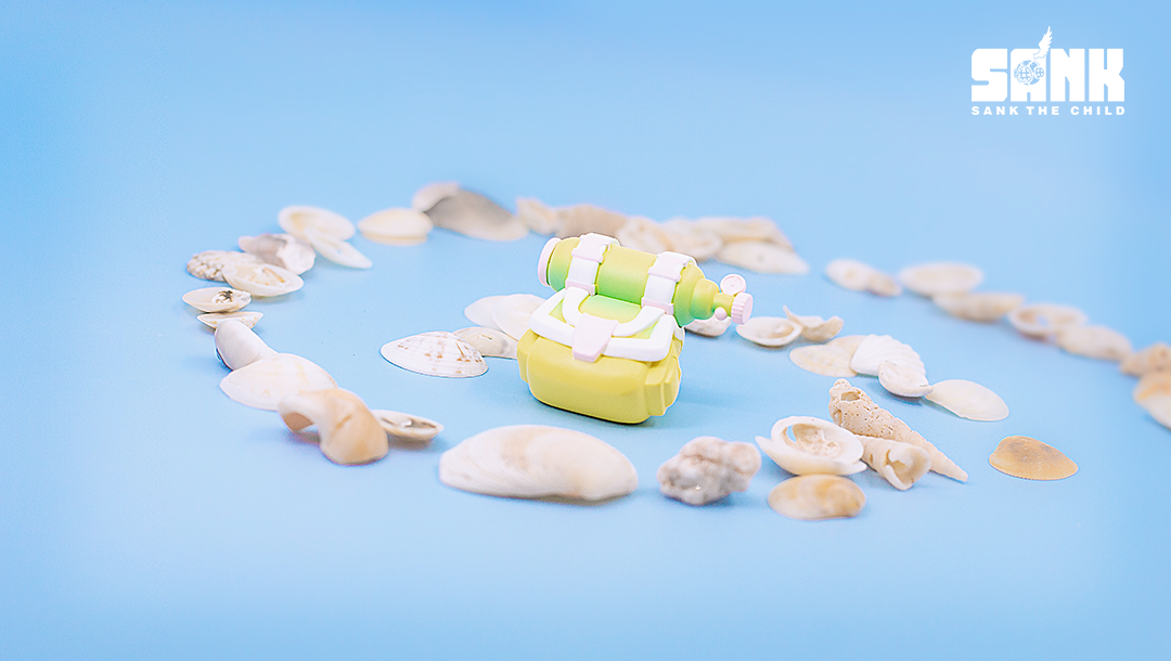 On the Way Series The Diver-Green by Sank Toys