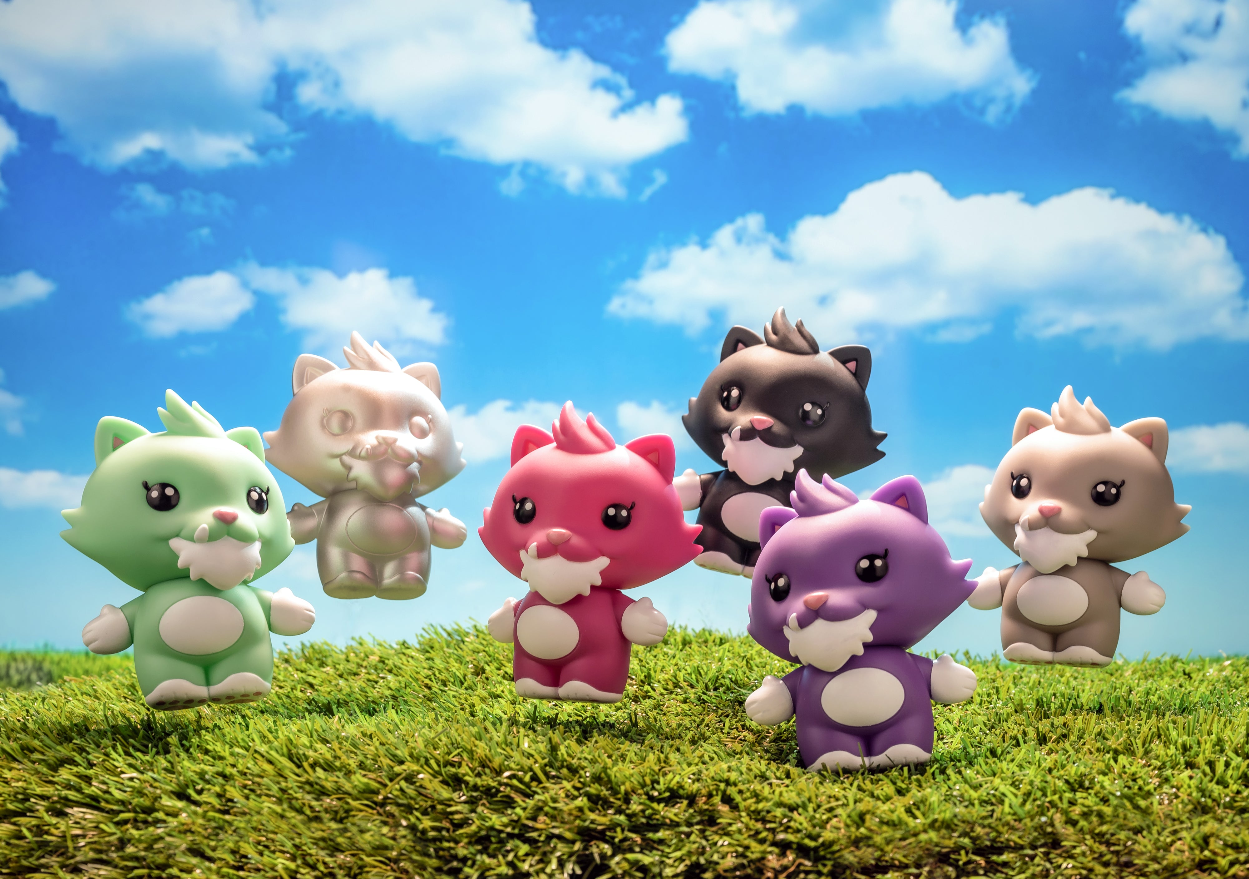 Toy cat with white beard, pink and purple toys, vinyl figures, designed by InPrimeWeTrust, limited edition of 100pcs.