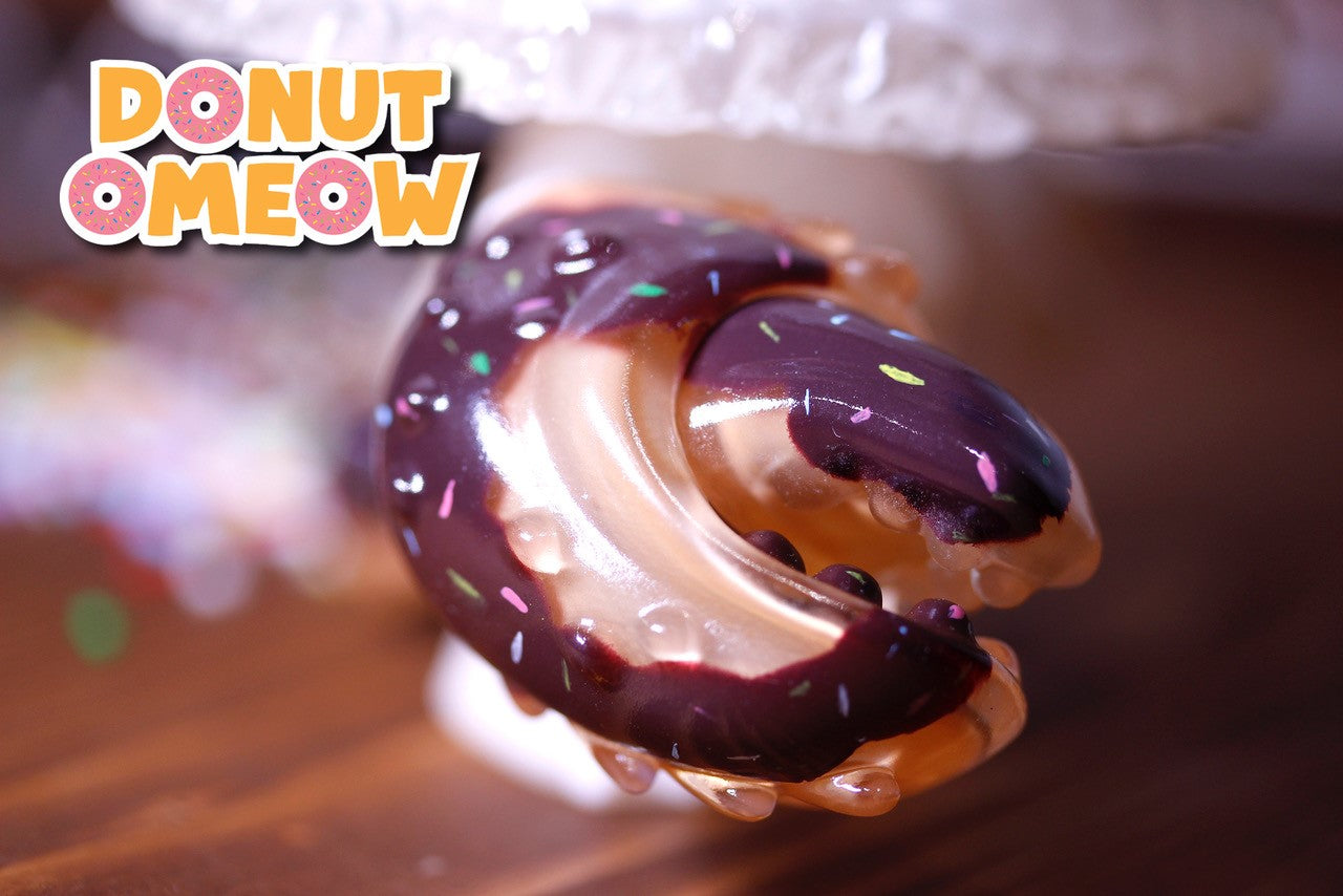 Donut Omeow by OBAZONE