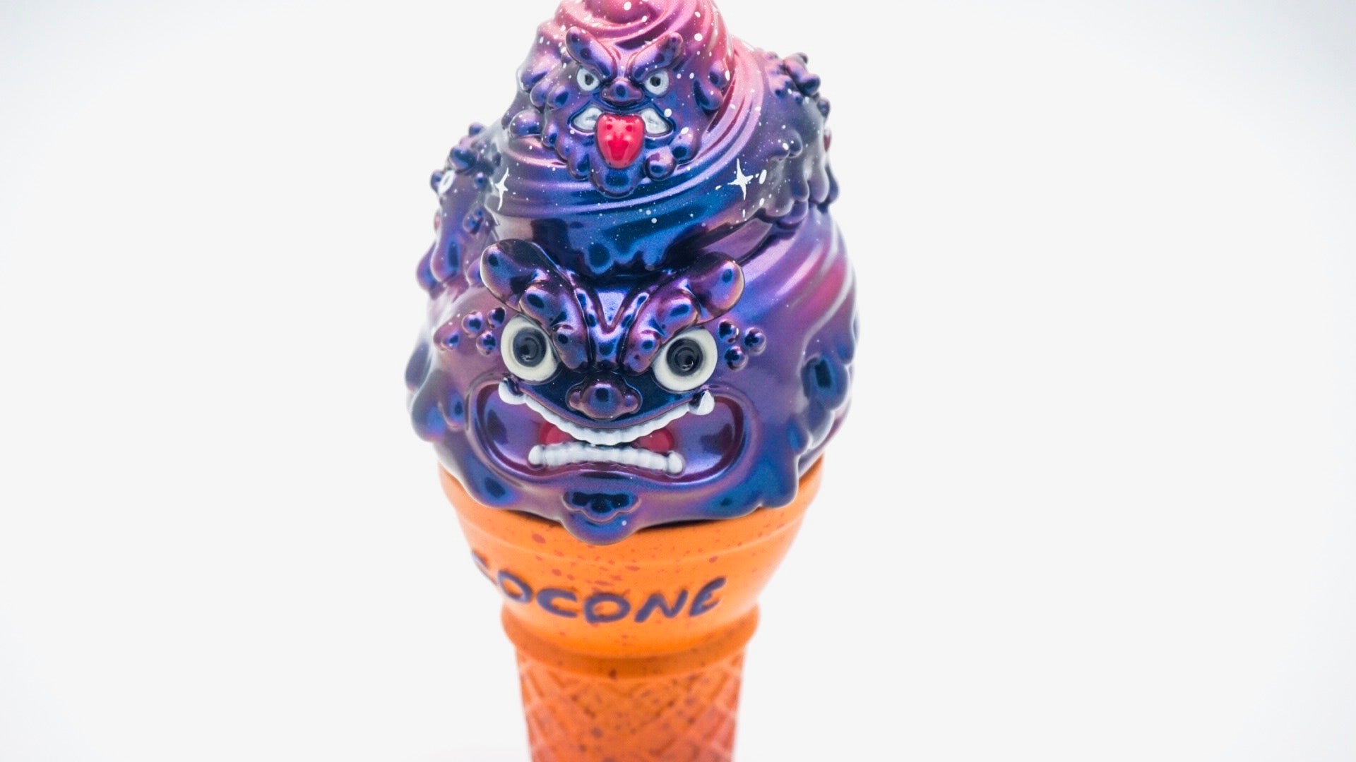 Cocone Galaxy version by Toon Pawit x Wee Toys