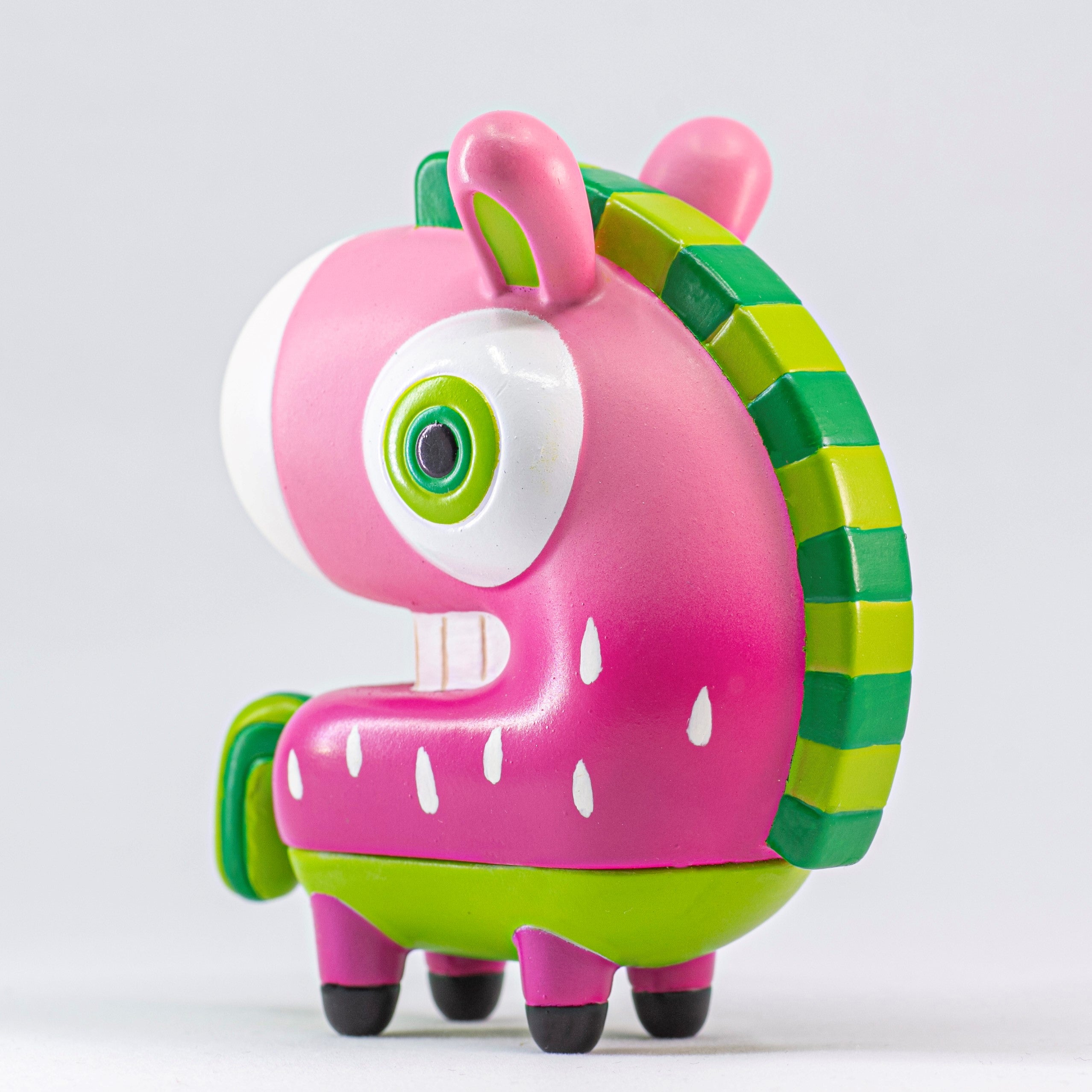 Look Back Horse Strawberry Edition by Sean Lee x iNCH Lab