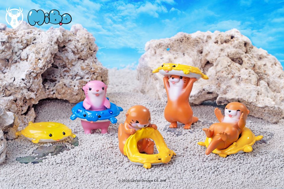 MiBo Gacha Series: Plastic animals, cat figurine, duck toy, pink animal on float, toy squirrel with object, ~6.5cm.
