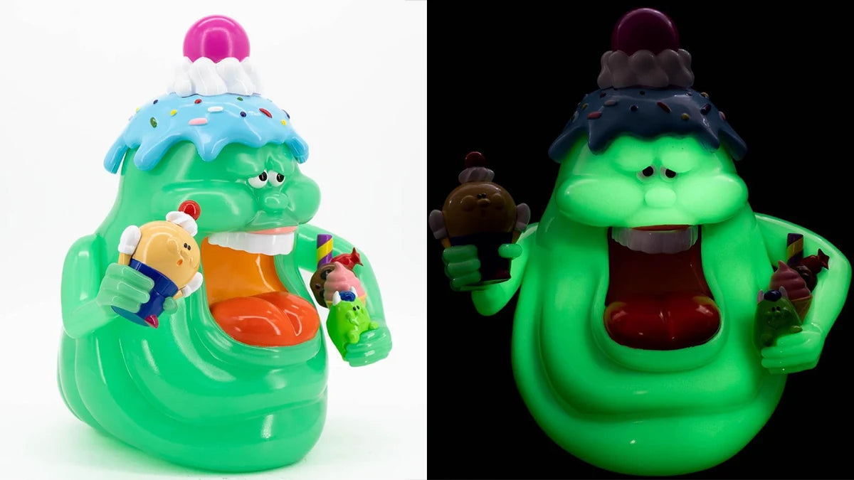 GHOSTBUSTERS SLIMER GID Edition By Aya Cupcake REFRESHMENT TOY