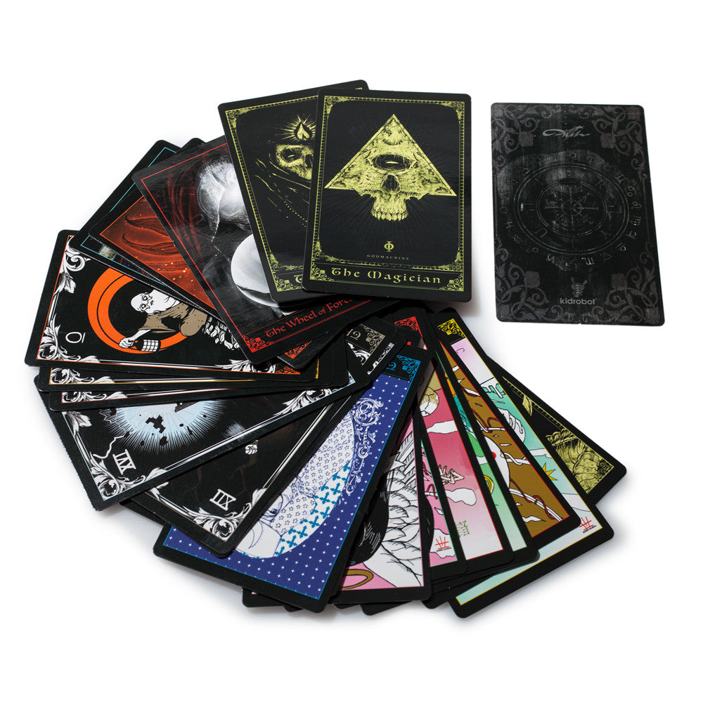 vinyl-arcane-divination-blind-box-mini-series-18